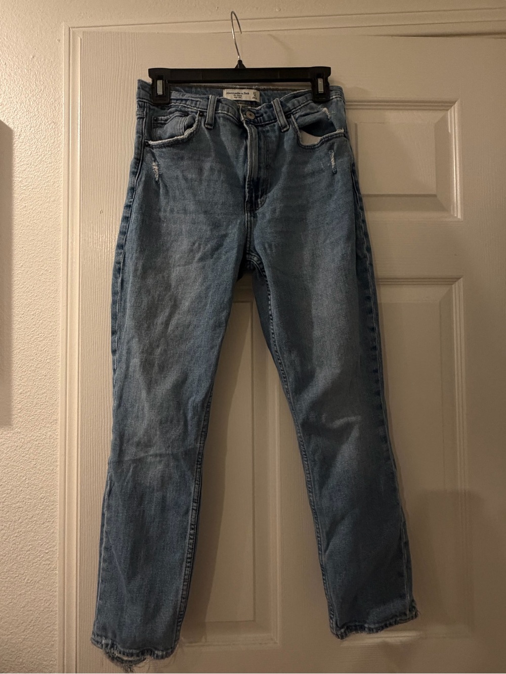 Abercrombie & Fitch Women's Light Blue Skinny-Leg Jeans